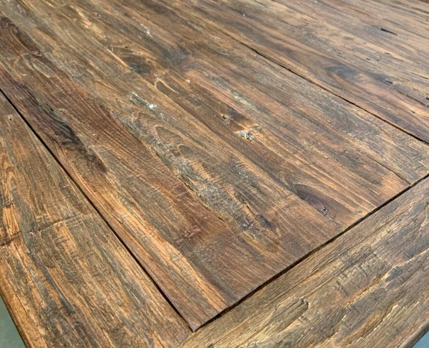 Teaktafel-met-stalen-onderstel-5